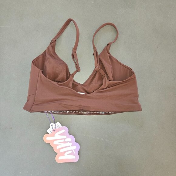 Yitty Sport Bra - Picture 3 of 4